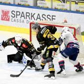 Eddie Pasquale zeigte erneut eine starke Leistung. © I. Foppa / HC Pustertal