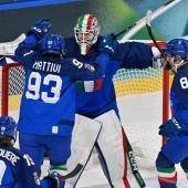 Italien um Anna Caumo (rechts)  trifft im Viertelfinale auf die USA. © APA/afp / ALEXANDER NEMENOV