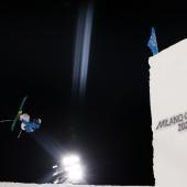 Maria Gasslitter, originaire de Val Gardena, s'est qualifiée pour la finale de la compétition de Big Air. © ANSA / SERGEI ILNITSKY