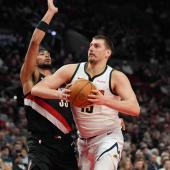Nikola Jokic und Co. sorgten für einen Saisonrekord. © APA / SOOBUM IM