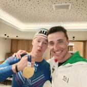 Siegmar Klotz mit Simone Deromedis.