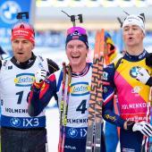 Das letzte Biathlon-Podium des Winters: Nawrath, Botn und Perrot (von links nach rechts). © APA/afp / HEIKO JUNGE