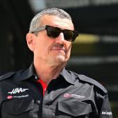 Der Meraner Günther Steiner war früher lange bei Haas und ist jetzt TV-Experte. © APA/afp / ANDREJ ISAKOVIC