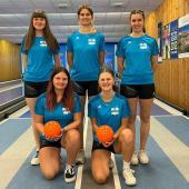 Die Burggräflerinnen verloren gegen Sarntal nach einem spannenden Spiel nur knapp. Hinten von links Natalie Prantl, Helene Gasser und Judith Gasser; vorne von links Mirjam Kofler und Kristina Pöhl.