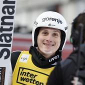 Domen Prevc ist der König der Lüfte. © APA / ERWIN SCHERIAU