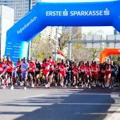 49.000 Profi- und Freizeitläufer nehmen den Vienna City Marathon in Angriff. © APA / EVA MANHART