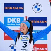 Dorothea Wierer hat sich in der letzten Saison ihrer Karriere noch einmal von ihrer besten Seite präsentiert. © APA/afp / OLIVIER CHASSIGNOLE