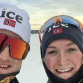 Marte Olsbu Røiseland (rechts) mit ihrem Mann.