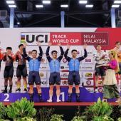 Mattia Predomo (Bildmitte) und die Azzurri holten den Sieg.