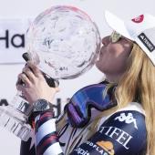 Mikaela Shiffrin hat zum sechsten Mal in ihrer Karriere den Gesamtweltcup gewonnen. © ANSA / Cornelius Poppe