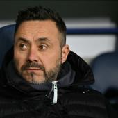 Roberto De Zerbi hat einen schweren Start in London. © APA/afp / LOU BENOIST