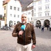 Italiens nicht enden wollender WM-Albtraum: Der viermalige Weltmeister verpasste die am Dienstagabend die Qualifikation für das dritte WM-Turnier in Folge, nachdem er im Elfmeterschießen gegen Bosnien-Herzegowina verlor. Reporter Ivo Zorzi hat sich nach dem Aus der Azzurri in Bozen umgehört. © stol