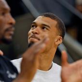 Victor Wembanyama hat jeden Grund zum Strahlen. © APA / RONALD CORTES