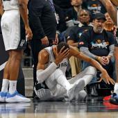 Victor Wembanyama zog sich eine Gehirnerschütterung zu. © APA / RONALD CORTES