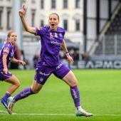 Elisa Pfattner (links) trug zum historischen Austria-Coup bei. © APA / MAX SLOVENCIK