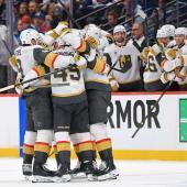 Ivan Barbashev (Nummer 49) jubelte mit den  Vegas Golden Knights. © APA / SEAN M. HAFFEY