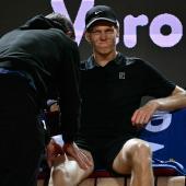 Jannik Sinner hatte zu kämpfen. © APA/afp / FILIPPO MONTEFORTE