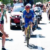 Jonas Vingegaard hat die Führung in der Gesamtwertung des Giro d'Italia 2026 übernommen. © APA/afp / LUCA BETTINI