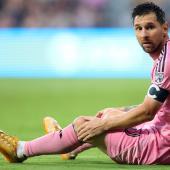 Messi musste verletzt ausgewechselt werden. © APA / MEGAN BRIGGS