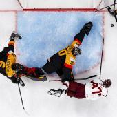 NHL-Goalie Philipp Grubauer konnte die deutsche Niederlage nicht verhindern. © ANSA / CLAUDIO THOMA
