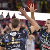 Simone Giannelli (rechts) steht mit Perugia im Champions-League-Finale.