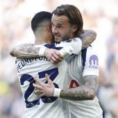 Tottenham célèbre son maintien en Premier League. © ANSA / DAVID CLIFF