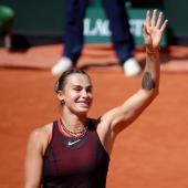 Weiter im Rennen um den Titel bei den French Open: Aryna Sabalenka. © ANSA / CHRISTOPHE PETIT TESSON