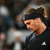 Alexander Zverev hat in Paris die volle Unterstützung seiner Familie. © APA/afp / JULIEN DE ROSA