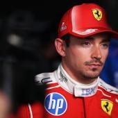 Charles Leclerc bleibt bei Ferrari. © APA / PETER FOX