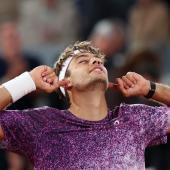 Flavio Cobolli feierte den größten Erfolg seiner Karriere. © APA/afp / ALAIN JOCARD
