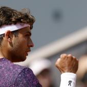 Flavio Cobolli steht im Viertelfinale von Roland Garros. © ANSA / YOAN VALAT