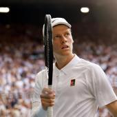 Jannik Sinner est considéré comme le grand favori de Wimbledon. © ANSA / TOLGA AKMEN