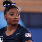 Simone Biles erschreckte ihre Fans. © APA/afp / LIONEL BONAVENTURE