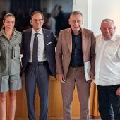 FCS-Vizepräsident Carlo Costa (2.v.r.) wurde in den Vorstand der Lega Serie B gewählt.