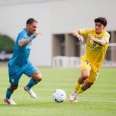 Matteo Politano feierte mit Napoli einen Testspielsieg gegen Carrarese.