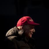 Niki Lauda ist eine Legende des Formel-1-Sports. © APA/afp / JORGE GUERRERO