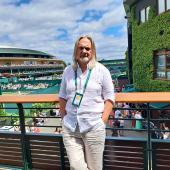 Veso Matijas auf der Medienterrasse in Wimbledon.