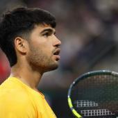 Carlos Alcaraz gibt in Kürze sein Comeback. © APA / CLIVE BRUNSKILL
