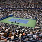 Das Arthur Ashe Stadium ist das Herzstück der US Open. © APA/afp / MANDEL NGAN