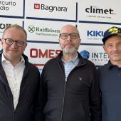 Die Macher des HC Eppan blicken zuversichtlich der kommenden IHL-Saison entgegen: Sportdirektor Alexander Hofer, Trainer Jarno Mensonen und Präsident Manfred Steiner (von links).
