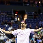 Alexander Zverev zitterte sich weiter. © APA/afp / CHARLY TRIBALLEAU
