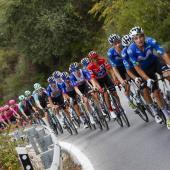Die Radprofis haben bei der Vuelta mit heißen Temperaturen zu kämpfen. © ANSA / JAVIER LIZON
