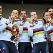 Italiens Mixed-Staffel hat in Montreal eine WM-Goldene geholt. © APA/afp / ANDREJ IVANOV