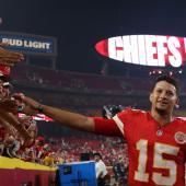 Patrick Mahomes und die Kansas City Chiefs sind perfekt in die Saison gestartet. © APA / JAMIE SQUIRE