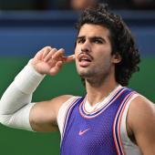 Carlos Alcaraz bekam viel Lob ausgeschüttet. © APA/afp / HECTOR RETAMAL