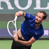 Daniil Medvedev s'est qualifié pour le tour suivant. © APA/afp / HECTOR RETAMAL
