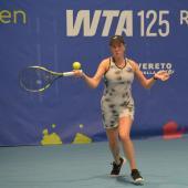 Dominika Salkova steht in zwei Finals. © WTA Rovereto
