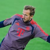 Harry Kane & Co. sind im hohen Norden gefordert. © APA/afp / LISE ASERUD