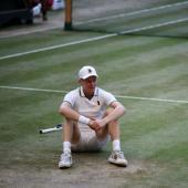 Jannik Sinner arbeitet künftig mit einem Südtiroler zusammen. © AFP / HENRY NICHOLLS