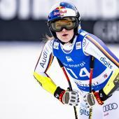 Ski-Star Emma Aicher spricht klare Worte. © ANSA / JEAN-CHRISTOPHE BOTT